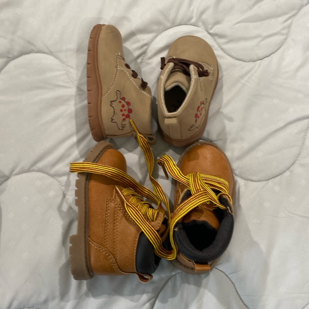 Carters boots